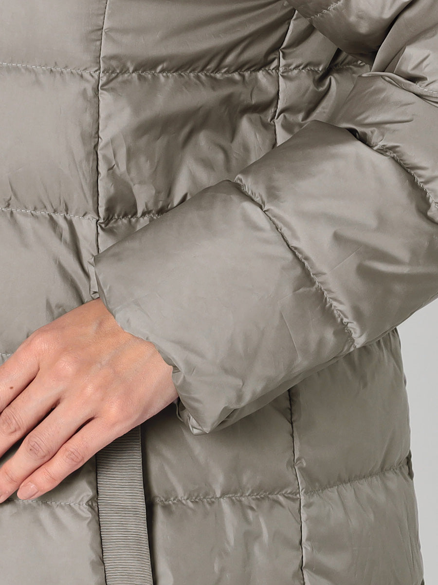 [購入|1ヶ月レンタル]【撥水加工】高密度タフタ・エコファー使いロングダウンコート